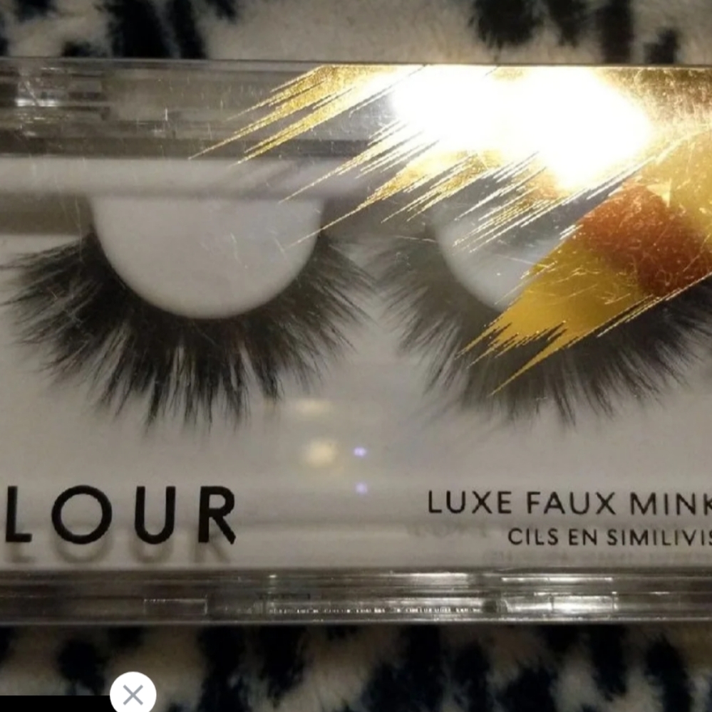 Velour Lashes Bundle - Picture 3 of 4